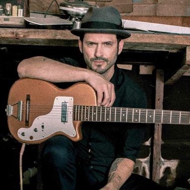 Tony Lucca