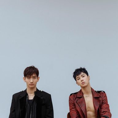 TVXQ (Dong Bang Shin Ki) photo 18