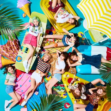 TWICE photo 26