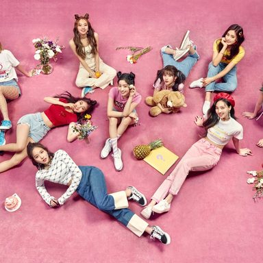 TWICE photo 28