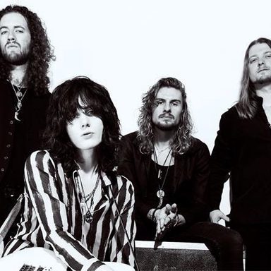 Tyler Bryant & Shakedown