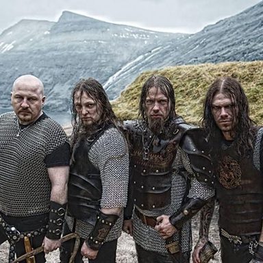 TÝR