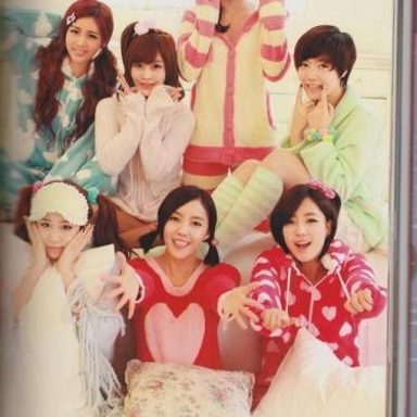 T-ARA photo 9