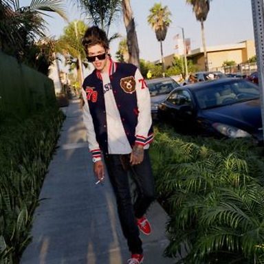 T. Mills photo 18