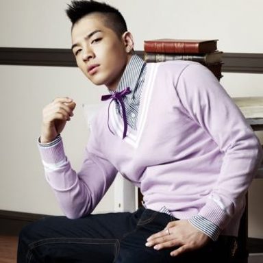 TaeYang photo 20