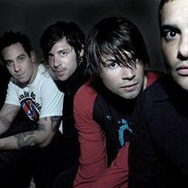 Taking Back Sunday photo 10