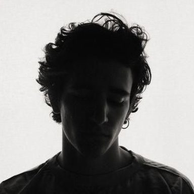 Tamino photo 11