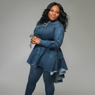 Tasha Cobbs Leonard photo 12