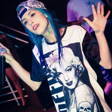 Tati Zaqui photo 20