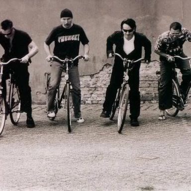 U2 photo 25