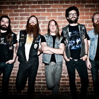 Valient Thorr