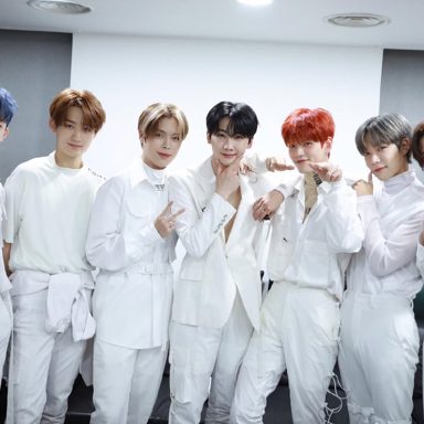 VERIVERY photo 10