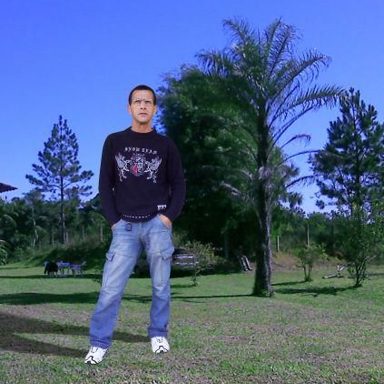 Vicente Flores photo 11