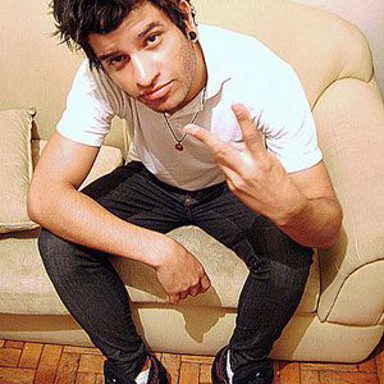 Vickyn photo 9