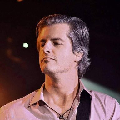 Victor Chaves