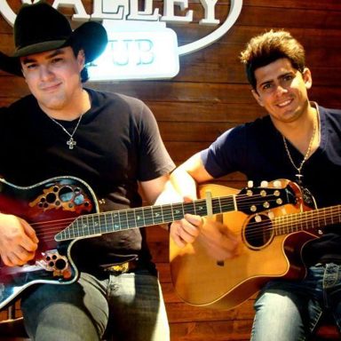 Victor e Matheus