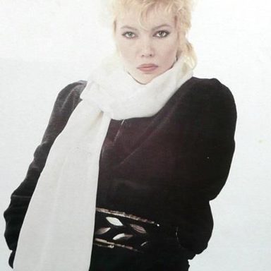 Vivien Vee