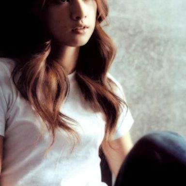 Van Tomiko