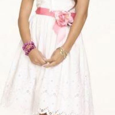Vanessa Hudgens photo 11