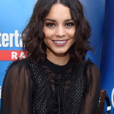 Vanessa Hudgens photo 16