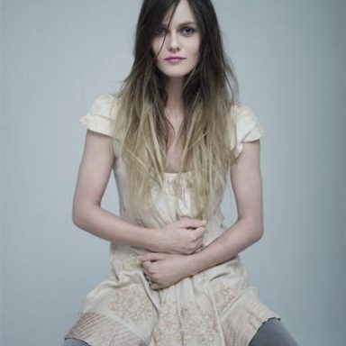 Vanessa Paradis photo 10