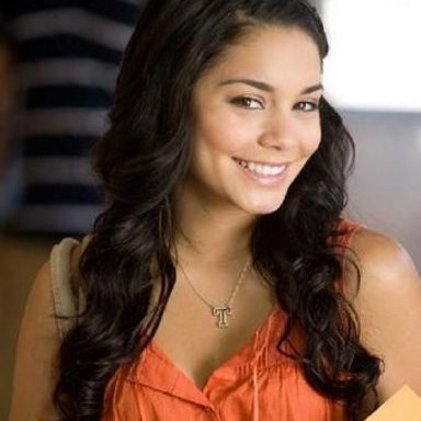 Vanessa Hudgens photo 10