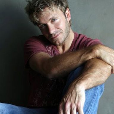 Vic Mignogna
