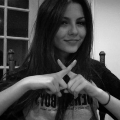 Victoria Justice photo 69