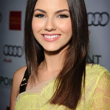 Victoria Justice photo 23