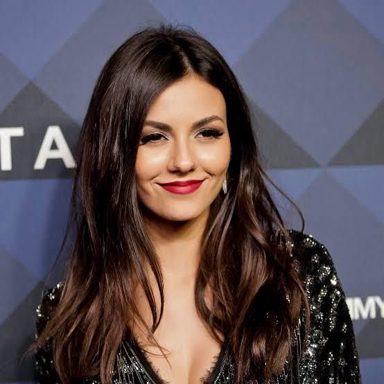 Victoria Justice photo 21
