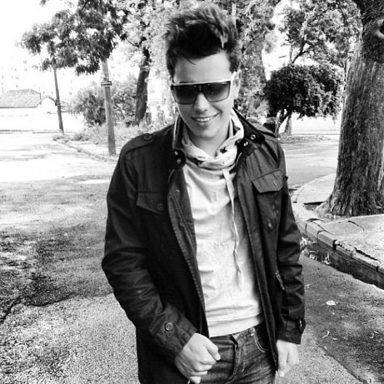 Victor Miranda photo 9