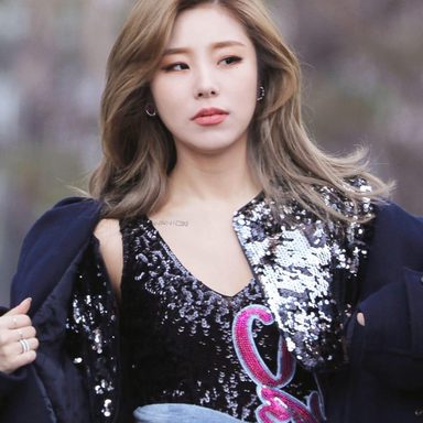 Wheein photo 15