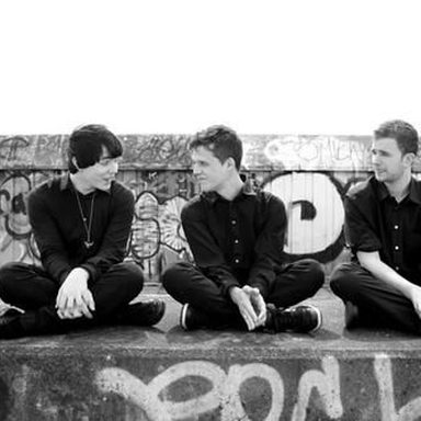 White Lies photo 17