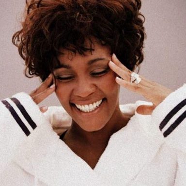 Whitney Houston photo 262
