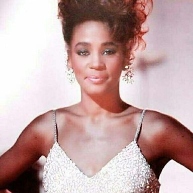 Whitney Houston photo 154