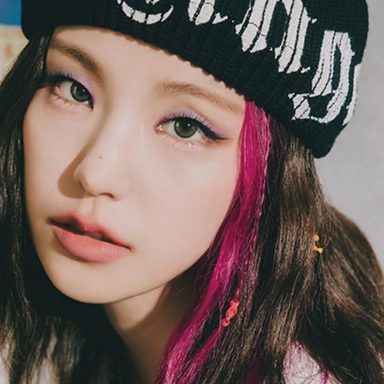 YEJI photo 9