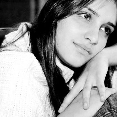 Yasmin Lucas photo 19