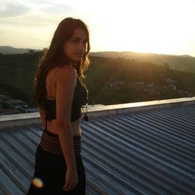 Yasmin Lucas photo 13