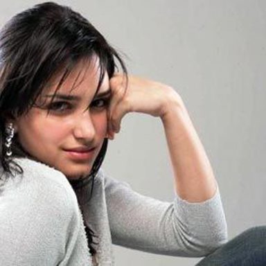 Yasmin Gontijo photo 9