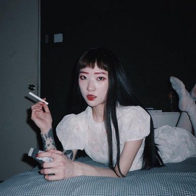 yeule photo 18