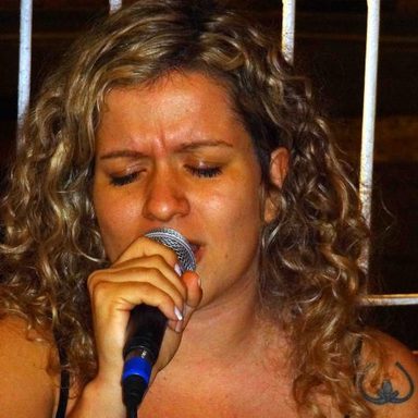 Ylana Queiroga