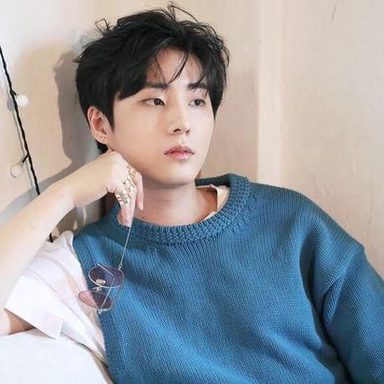 Young K (DAY6) photo 9
