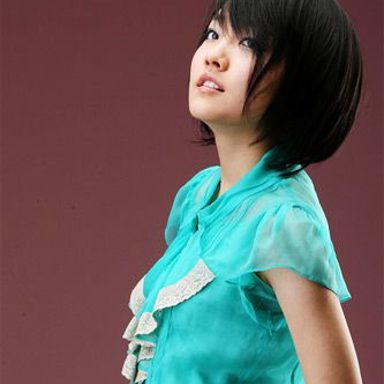 Younha photo 9
