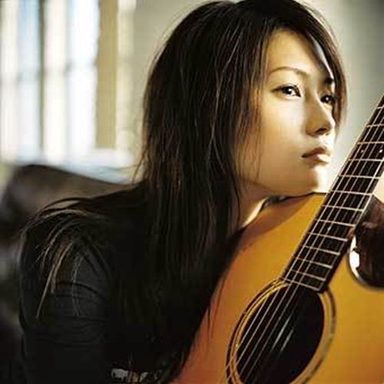 Yui photo 10