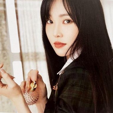 Yuju photo 23