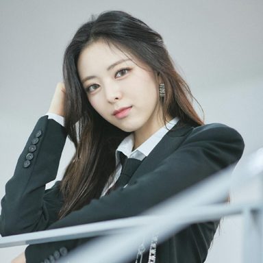 YUNA (ITZY)
