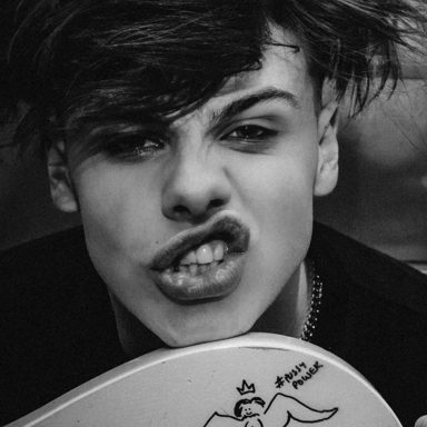 YUNGBLUD photo 16