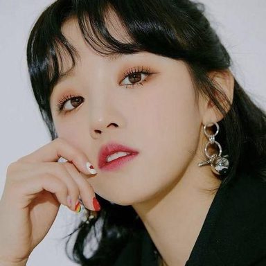 Yuqi photo 39